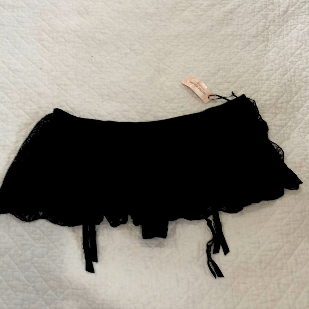 Sophie Thiallett Lace Skirt Garter belt